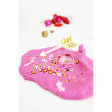 Load image into Gallery viewer, Valentines Love Potion Sensory Play Dough Kit
