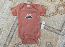Load image into Gallery viewer, Mountain Organic Short Sleeve Bodysuit - Rose
